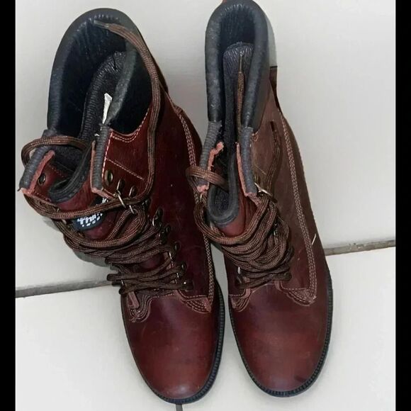 Made In Canada Brown Leather‎ Isolant Thinsulate Insulation Work Boots Size 8.5D - Picture 3 of 8